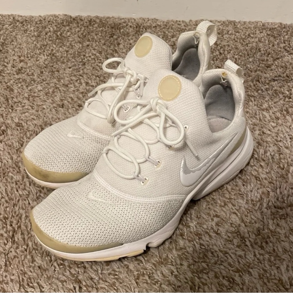 Nike White Sneakers with Breathable Fabric and Modern Design